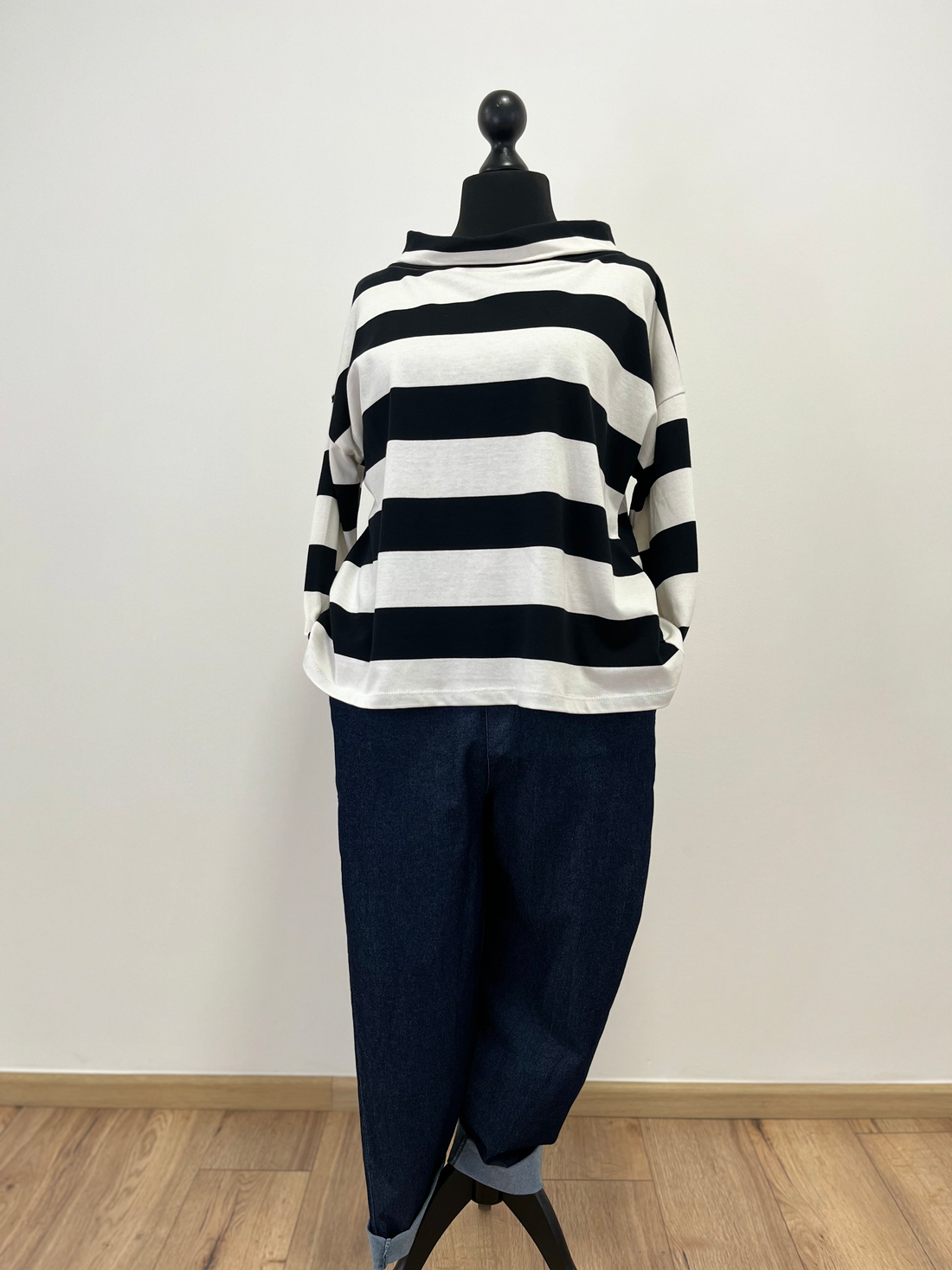 MAGLIA ROBERTA