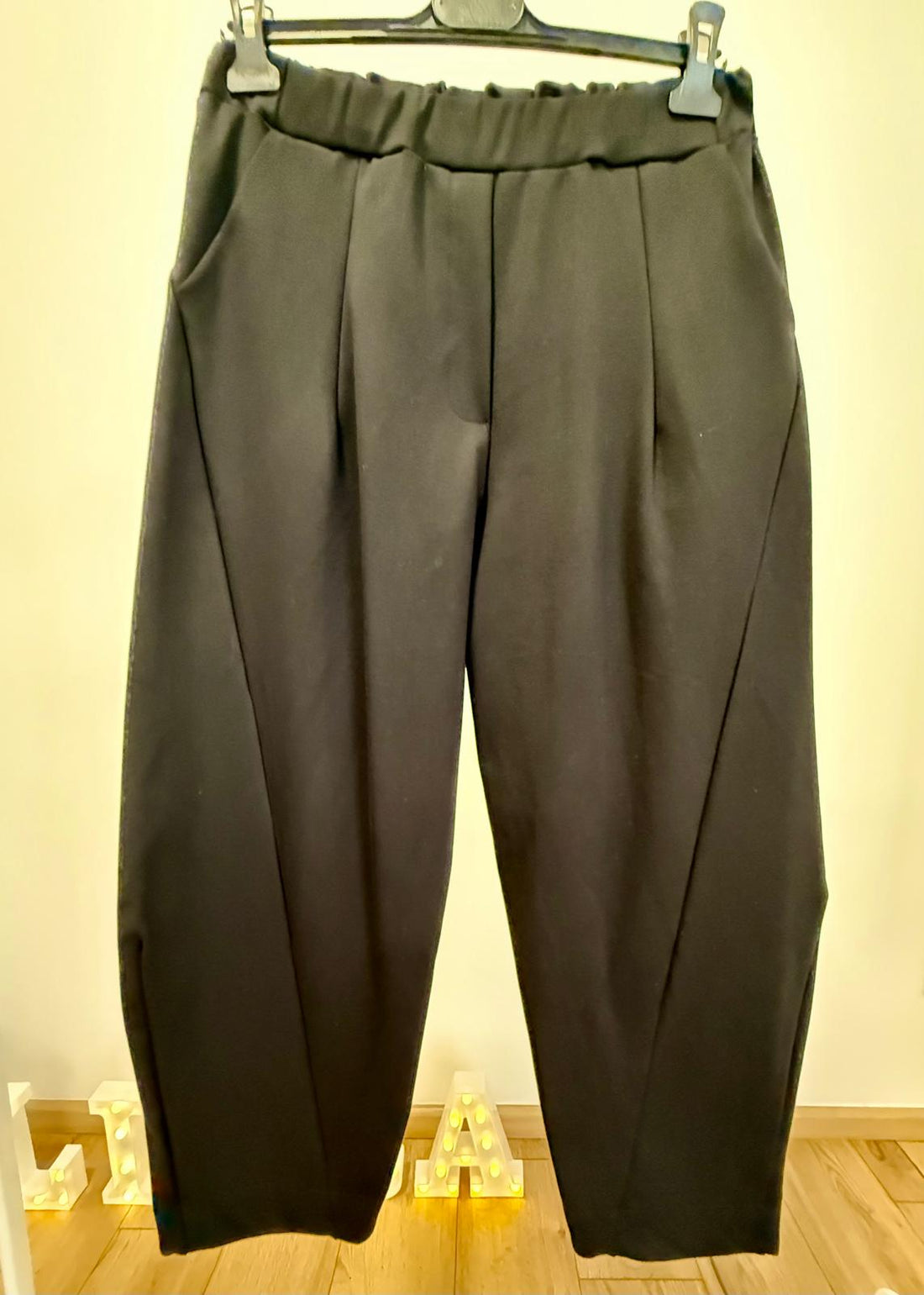 Pantalone Leo