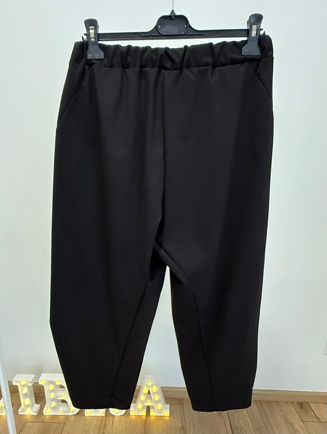 Pantalone Leo